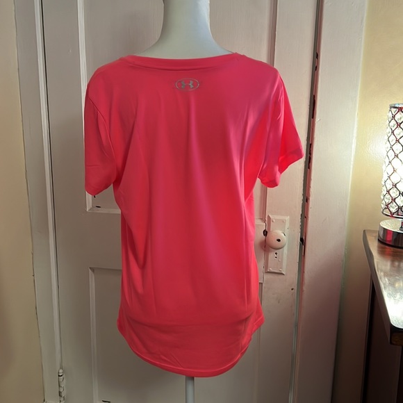 Under Armour Tee - Picture 4 of 6